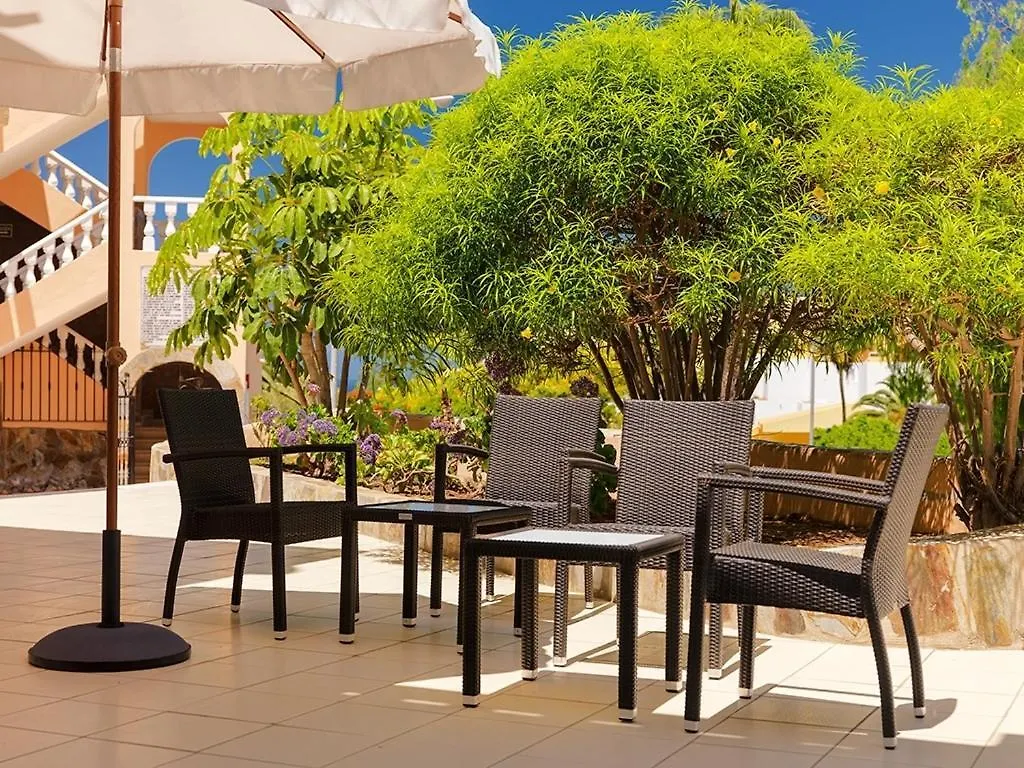 Paradise Court Aparthotel contacts