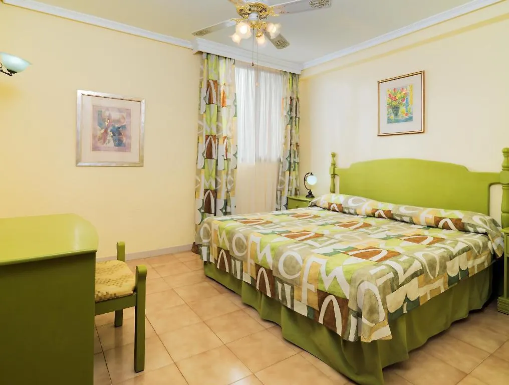 Paradise Court Aparthotel Costa Adeje  2*, Costa Adeje (Tenerife) Spain